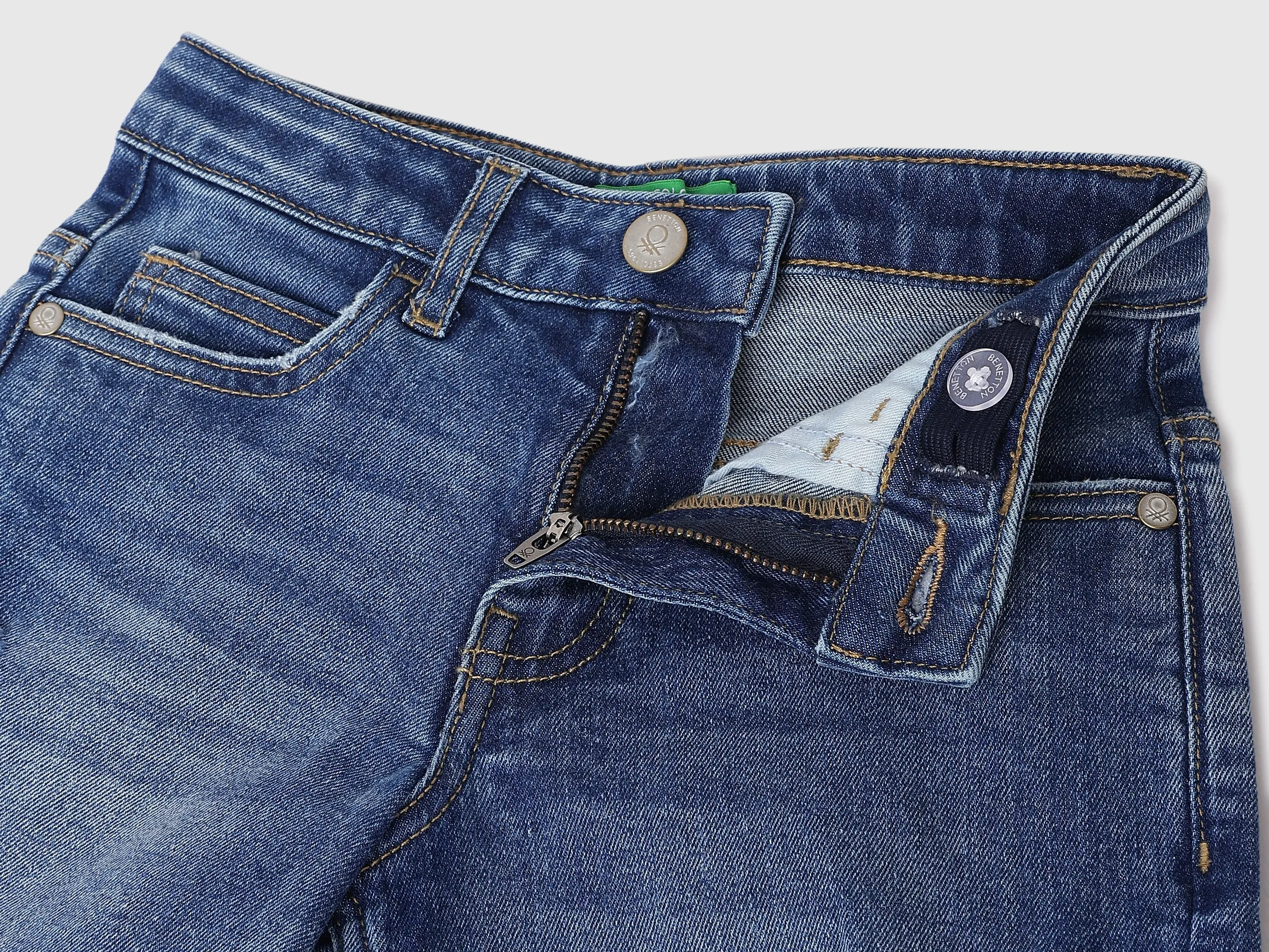 Solid Mom Fit Jeans