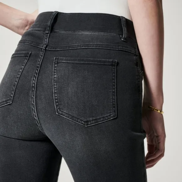 SPANX Ankle Straight Leg Jeans in Vintage Black