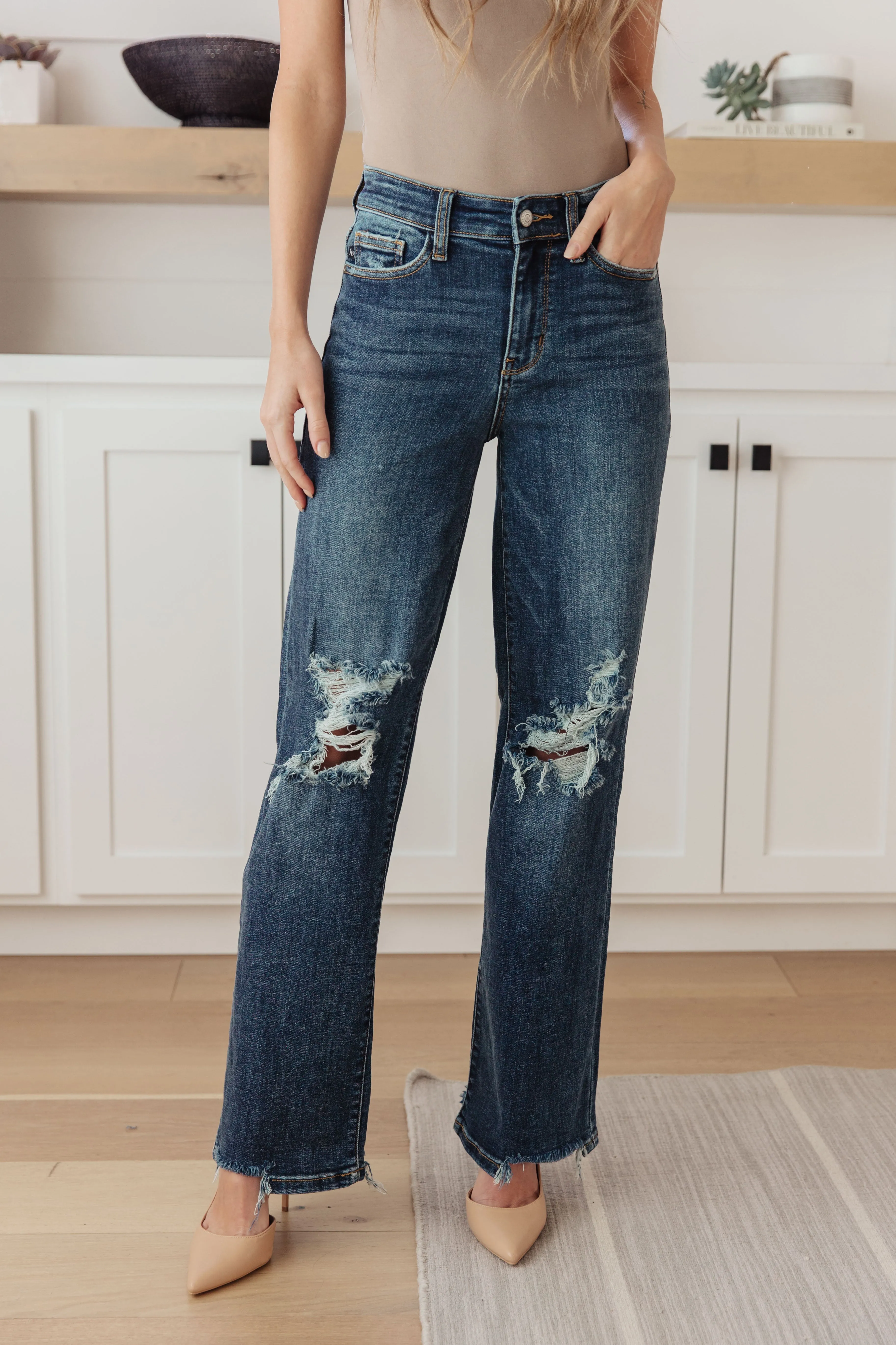 Straight Outa The 90's Judy Blue Jeans in Dark Wash