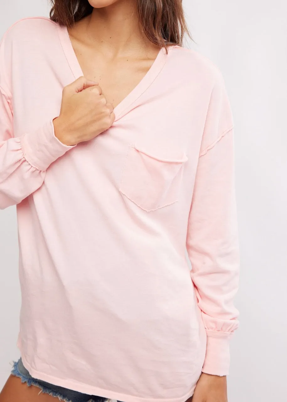 T-shirt maniche lunghe Fade Into You in Pale Rosette di Free People