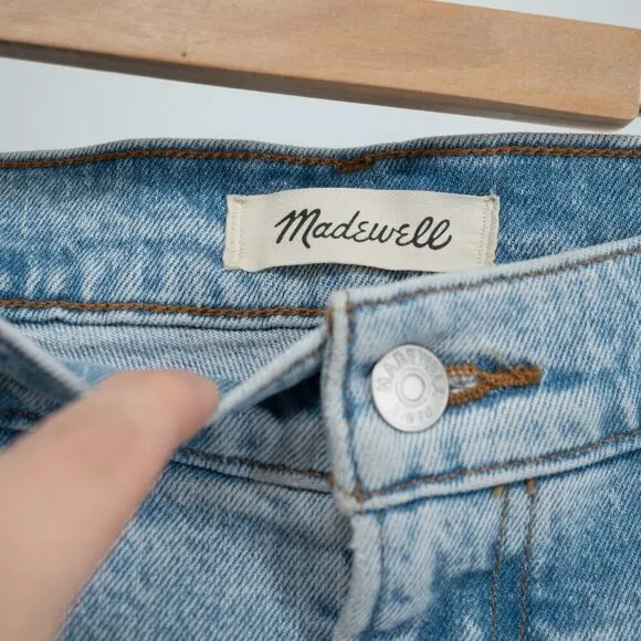 The Perfect Vintage Crop Jean in Sudbury Wash | 33 | NWT