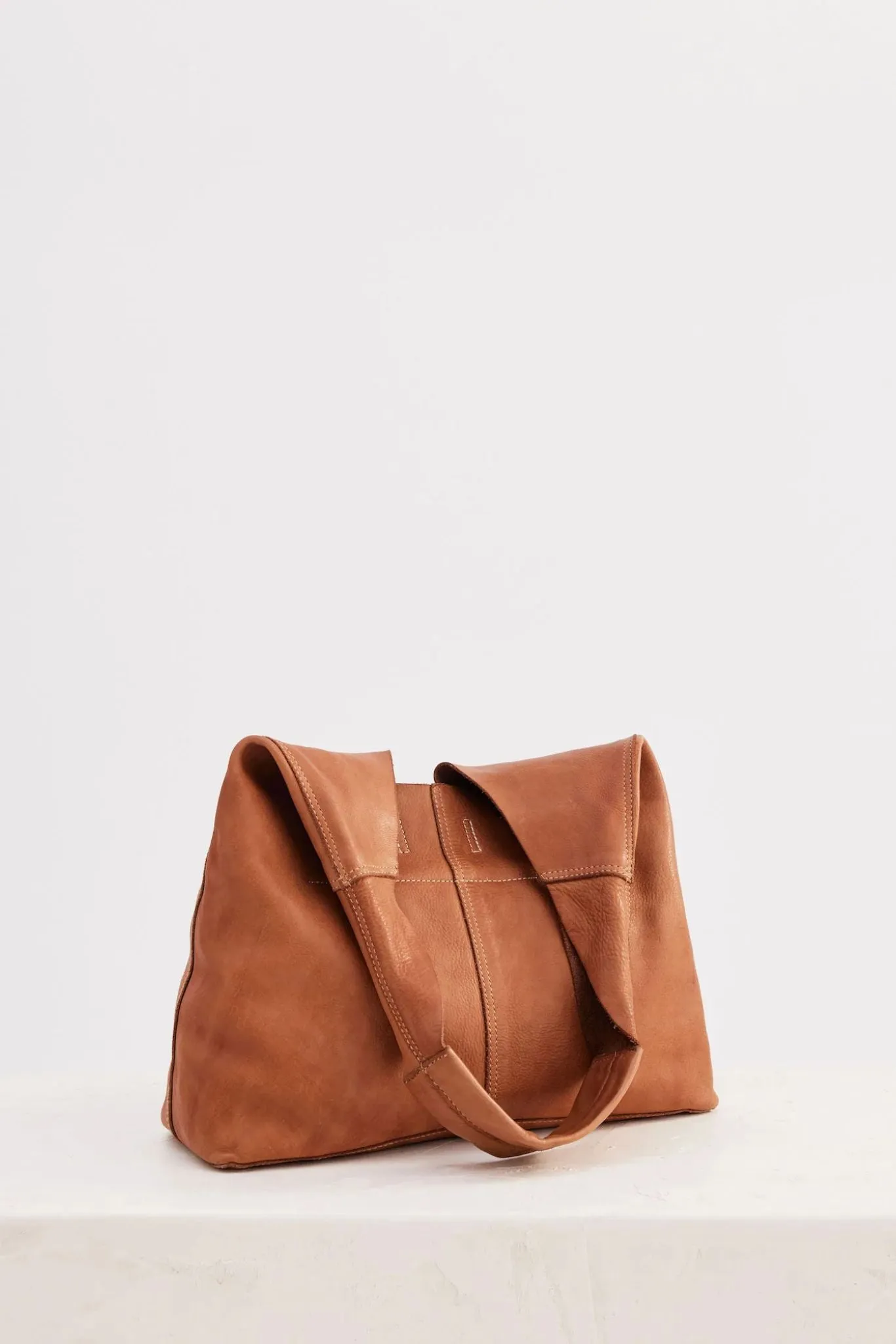 unlined slouchy | tan