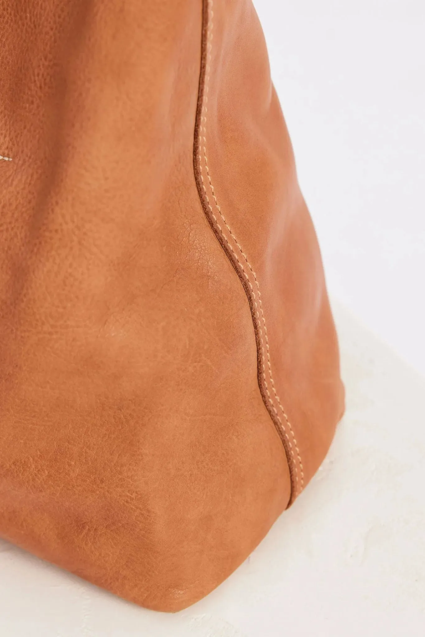 unlined slouchy | tan