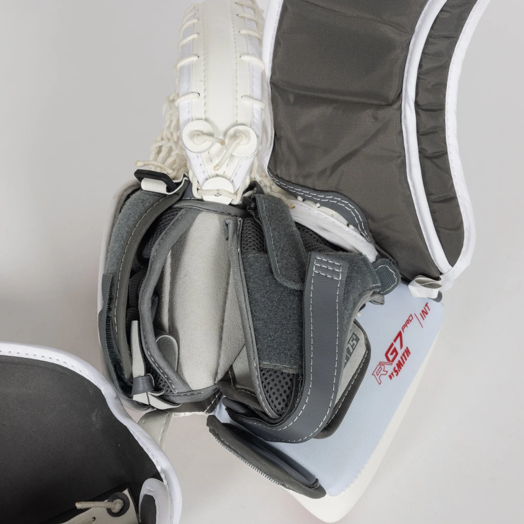 Warrior G7 Intermediate Goalie Catcher