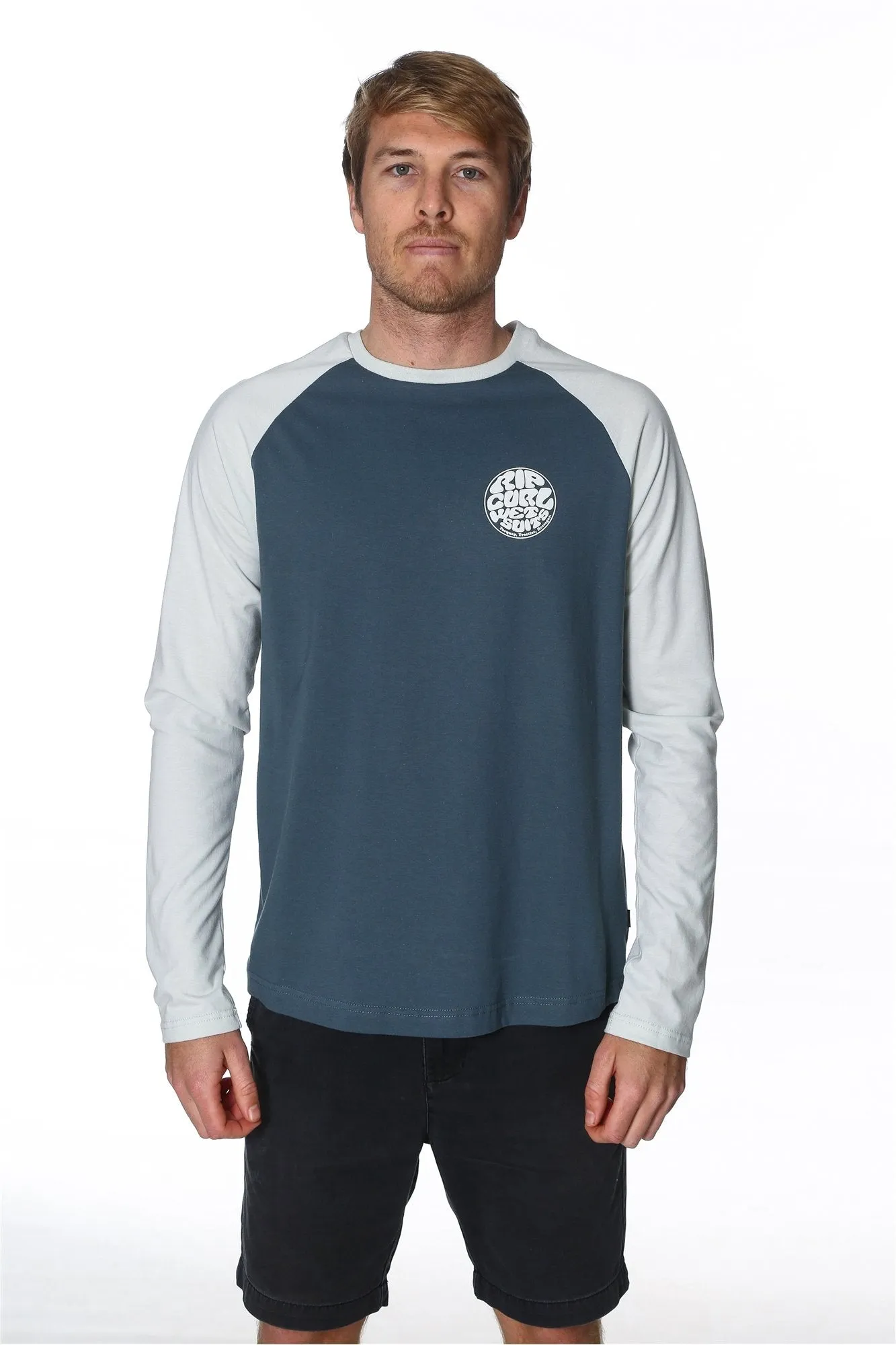 WETTIE RAGLAN L/S TEE