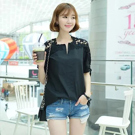 Women Blouse Loose Cotton Embroidered Hollow-Out Lace Stitching Chiffon Shirt White Tops Plus Size
