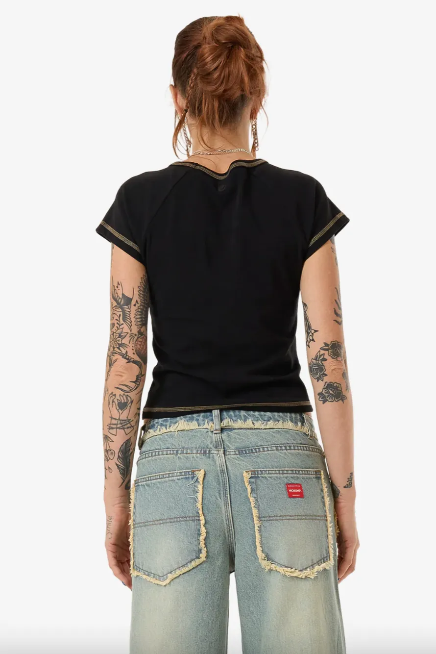 WORSHIP SUPPLIES METALX Y2K RAGLAN TEE - BLACK