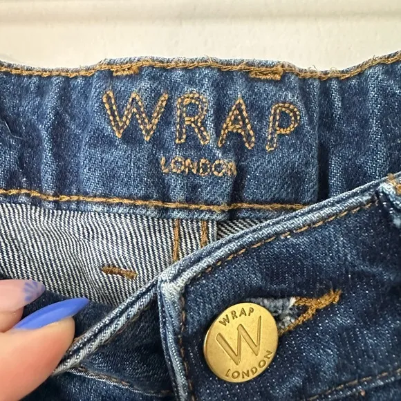 Wrap London Boyfriend Jean, Mid-Wash. Size 10