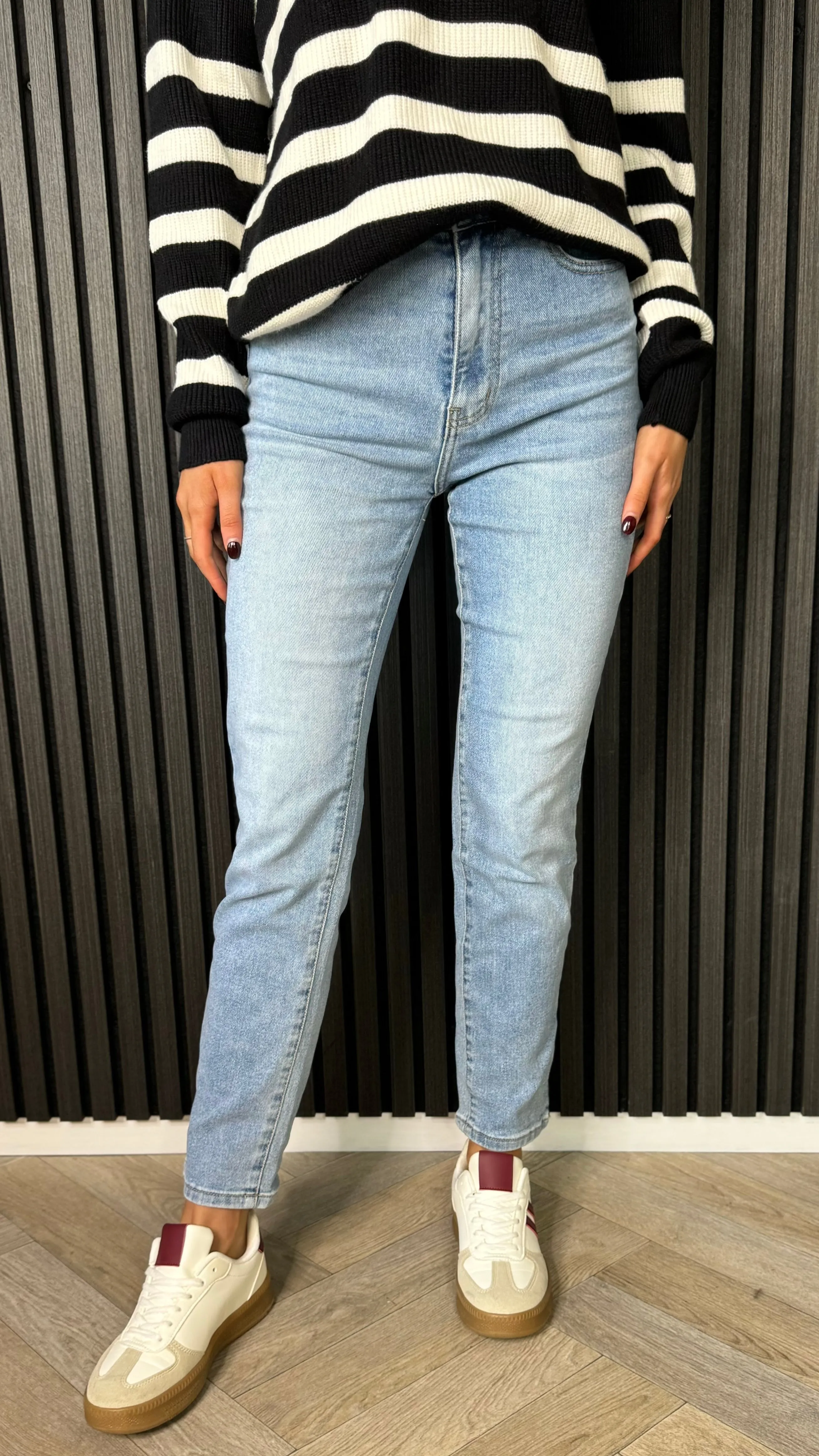 Zahara Light Blue Mom Fit Jeans